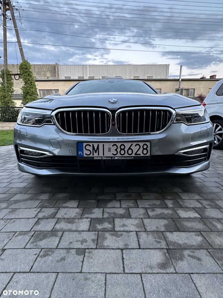 BMW Seria 5 520d xDrive Luxury Line - 1