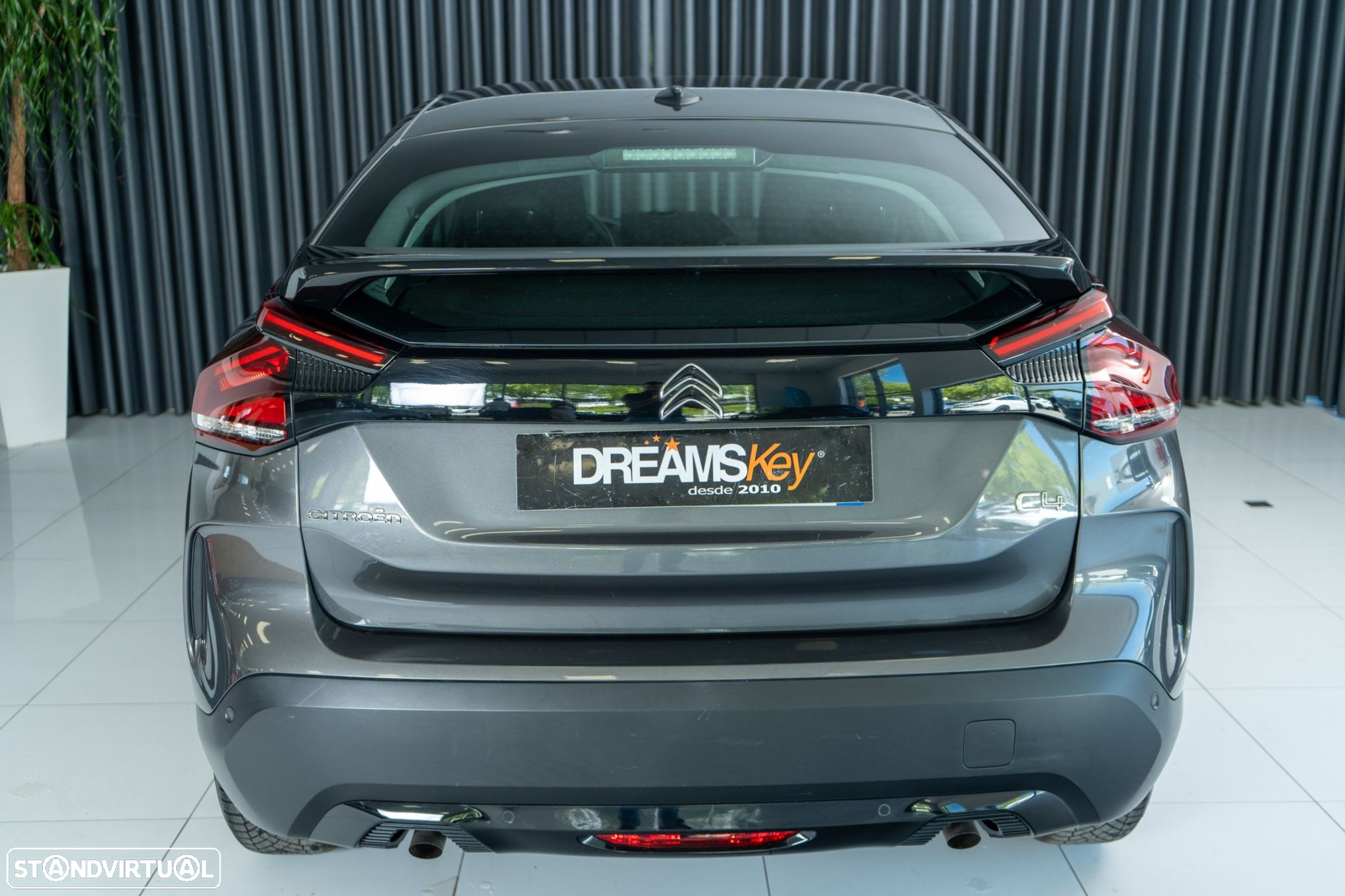 Citroën C4 PureTech 130 Stop&Start EAT8 SHINE - 5