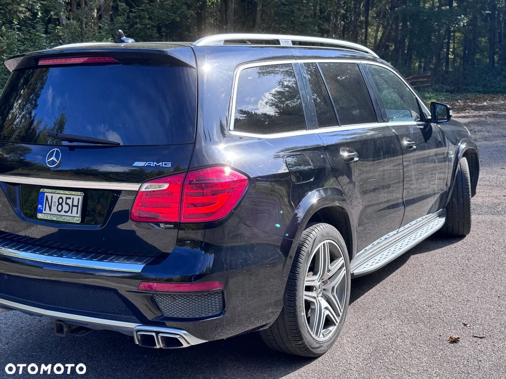 Mercedes-Benz GL 63 AMG - 11