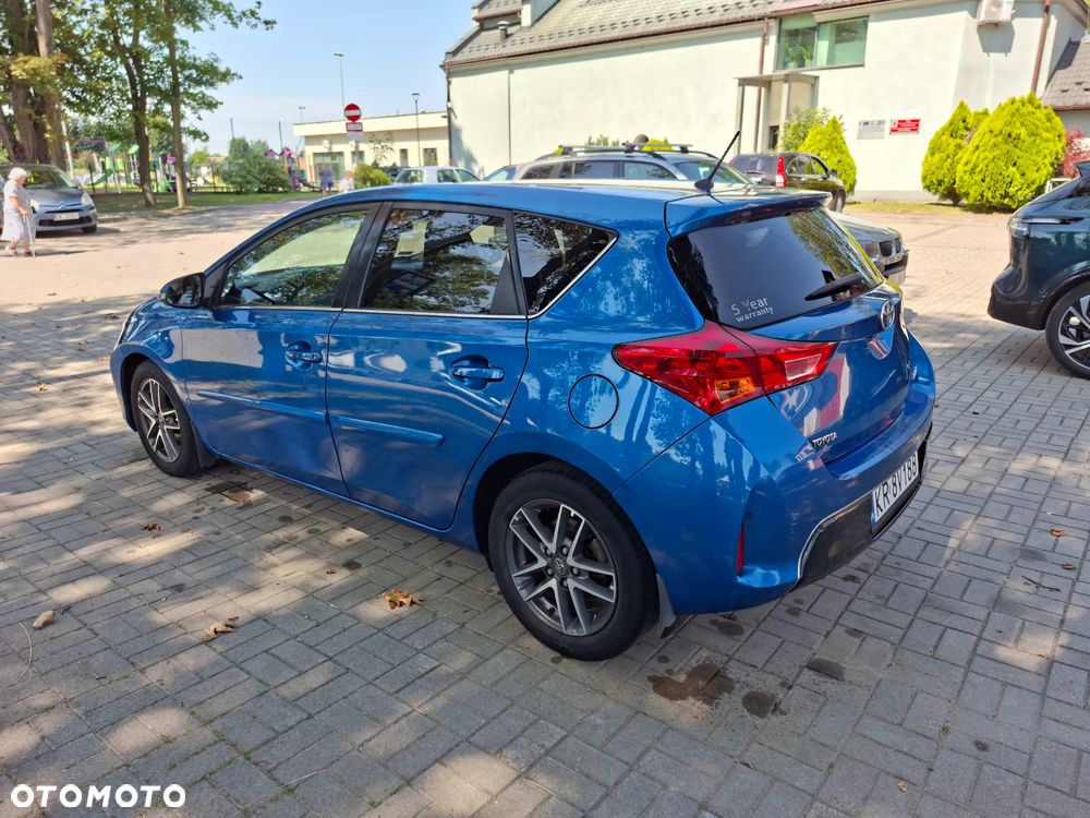 Toyota Auris - 5