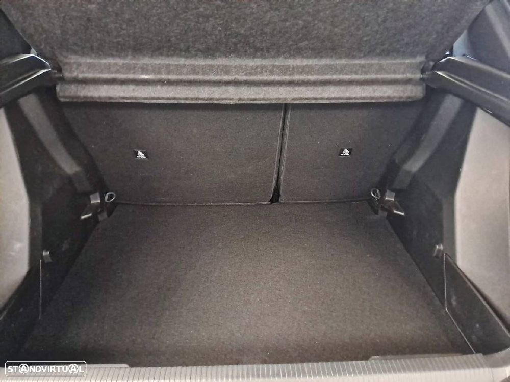 Peugeot 2008 1.2 PureTech Style - 6