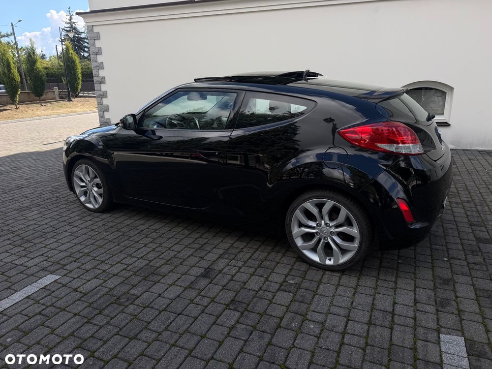 Hyundai Veloster 1.6 Premium - 16
