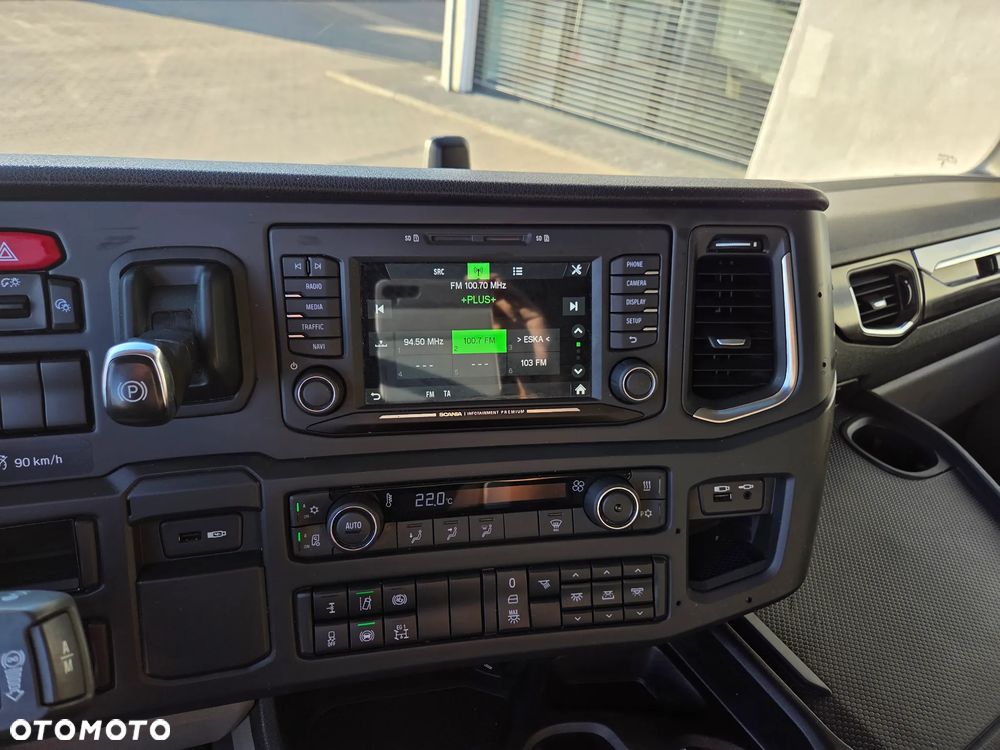 Scania R450/ 2021r/ 460tykm/ PTO/ 4 PODUSZKI TYŁ/ KLIMA POSTOJOWA/ ALUFELGI/ NAVI/ SERWIS NIEMCY - 17