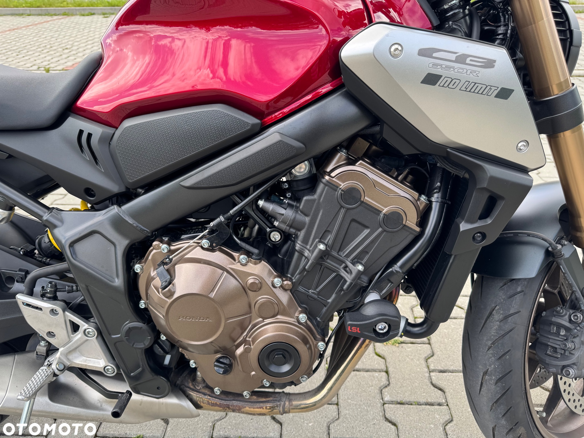 Honda CB - 15