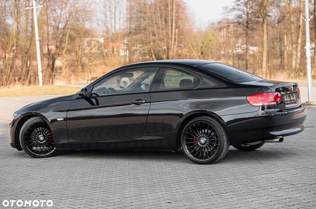 BMW Seria 3 320i Coupe Edition Exclusive - 10