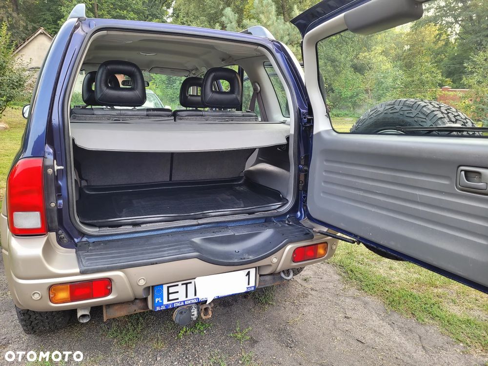 Suzuki Grand Vitara ver-2-5-v6 - 7