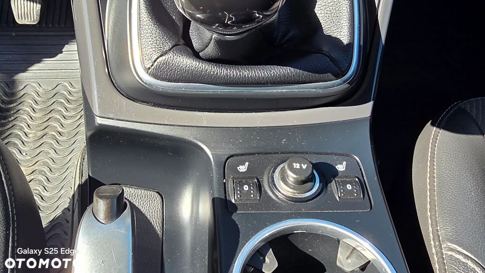 Ford Kuga - 19