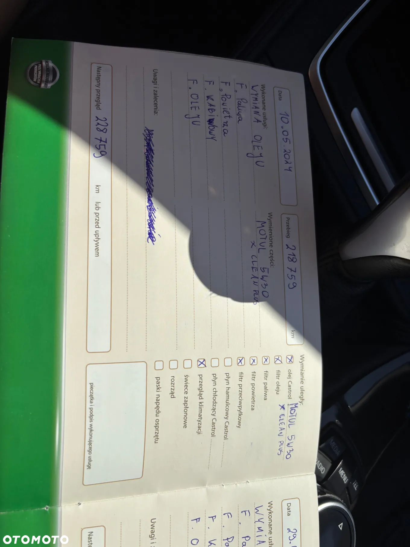 BMW Seria 5 518d - 38