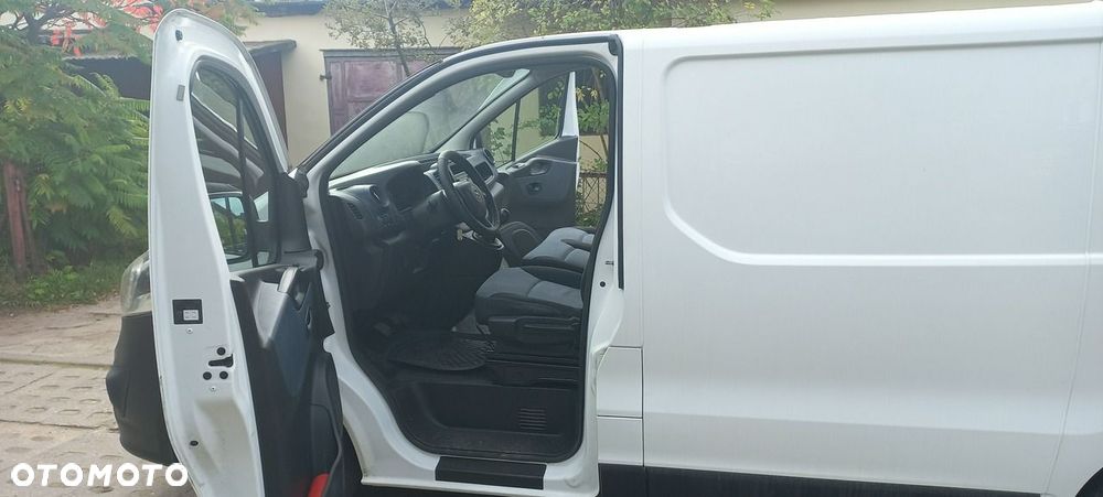Opel Vivaro - 20