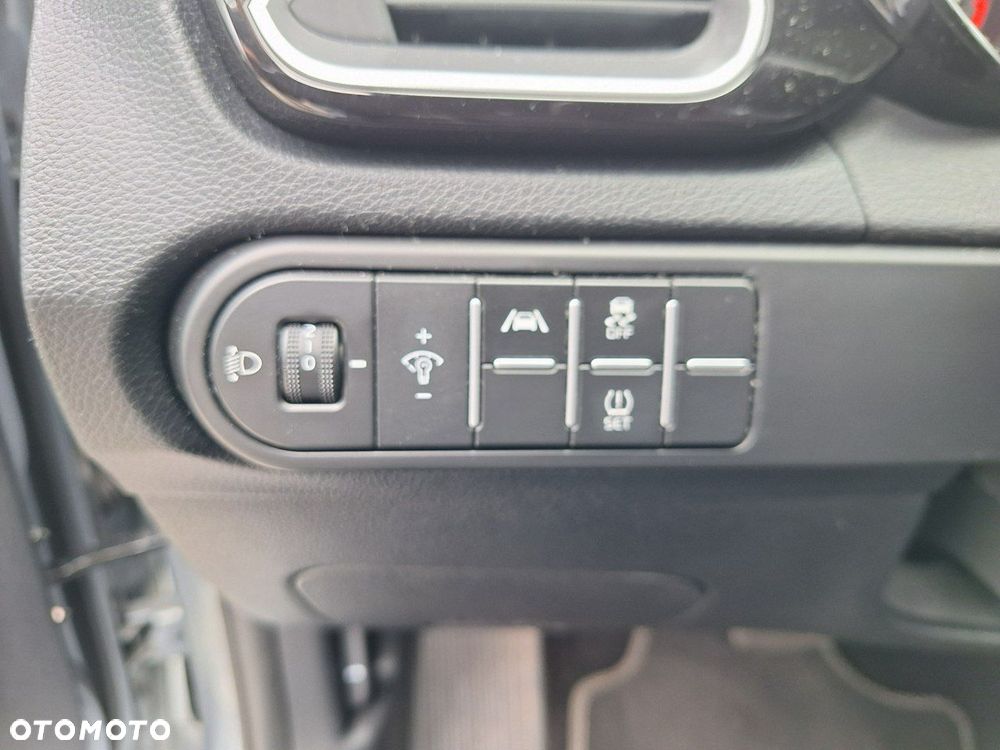 Kia Ceed 1.5 T-GDI L DCT - 12