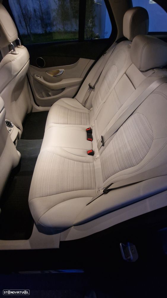 Mercedes-Benz C 200 Exclusive - 11