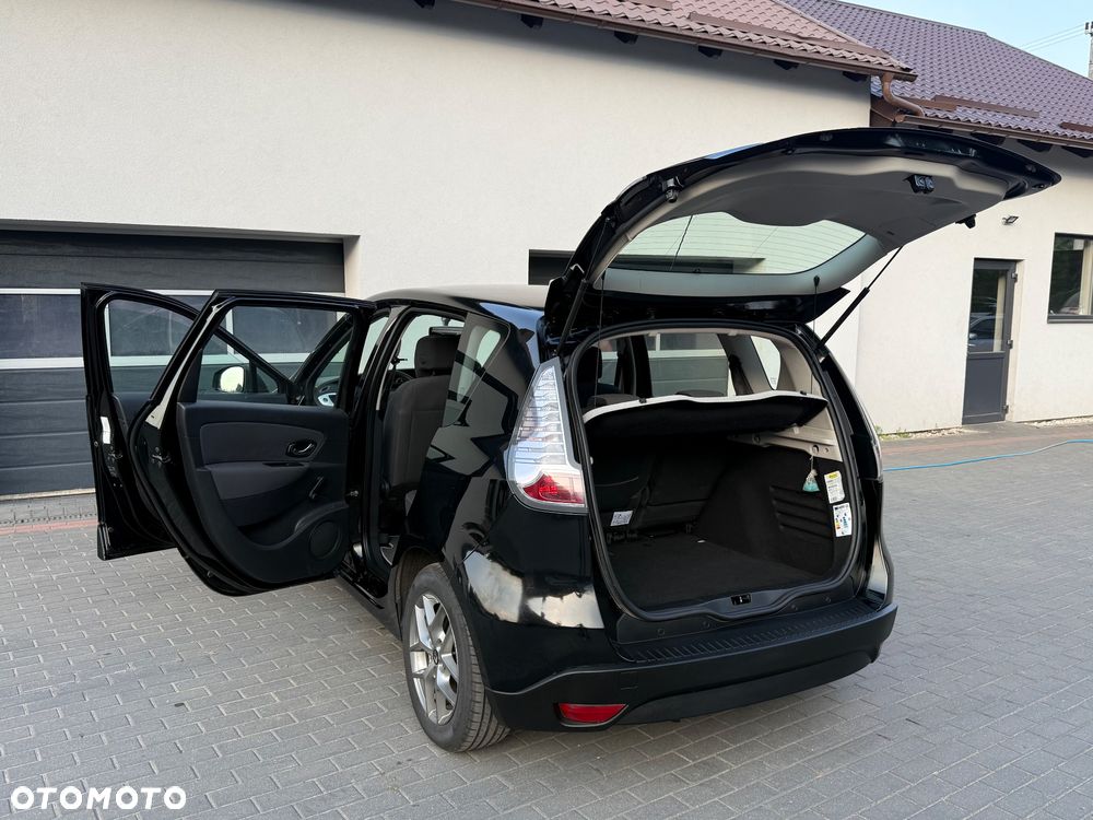 Renault Scenic 1.5 dCi Bose - 9