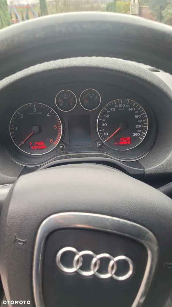 Audi A3 3-drzwiowe 2.0 TDI DPF Ambition - 6