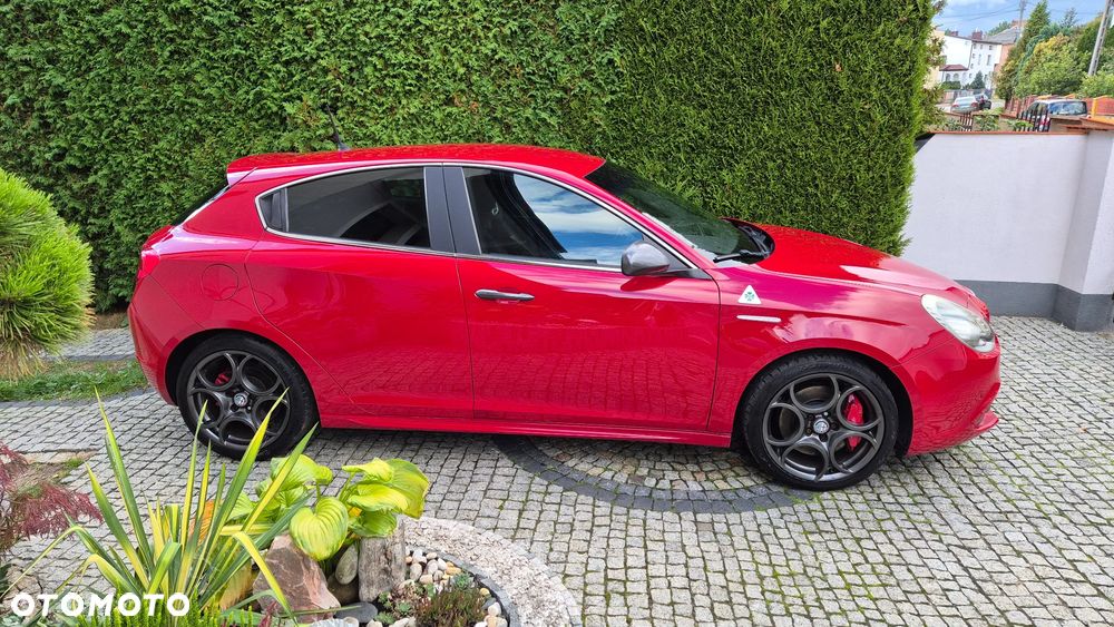 Alfa Romeo Giulietta 1750 TBi QV TCT - 11