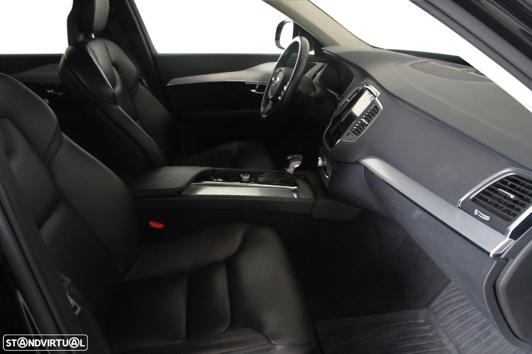 Volvo XC 90 2.0 D4 Momentum - 16