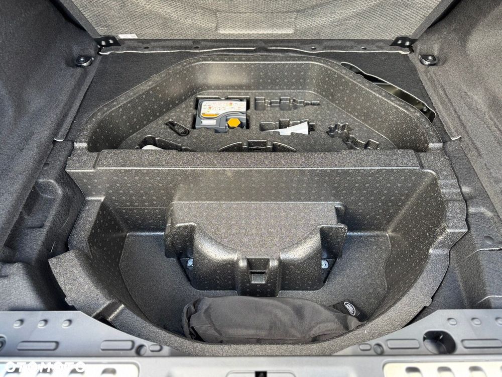 Land Rover Range Rover Sport - 38