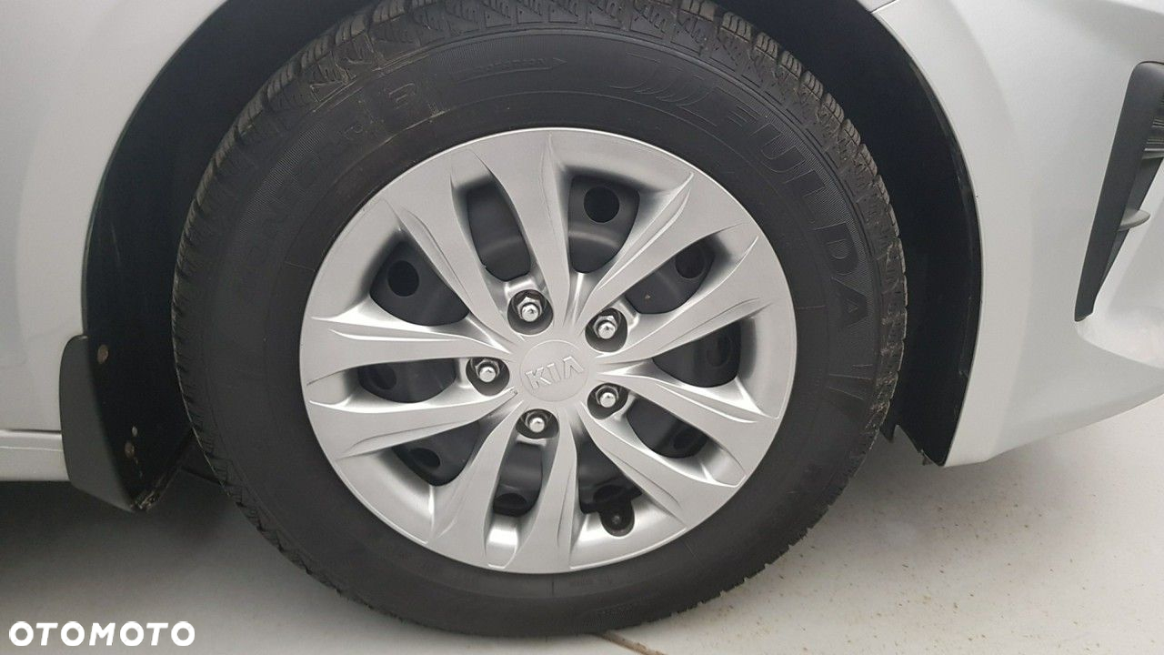 Kia Ceed - 9