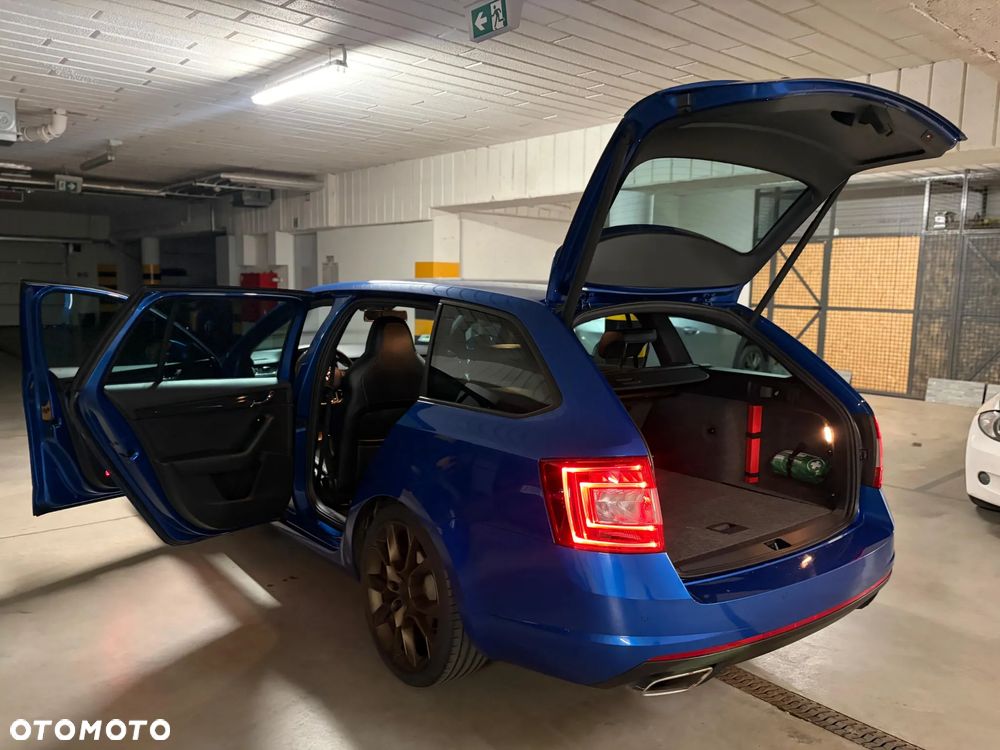 Skoda Octavia 2.0 TDI RS DSG - 7