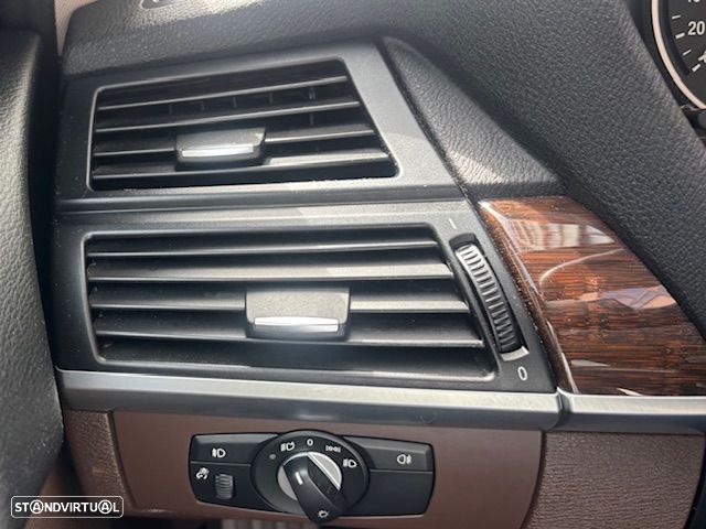 BMW X5 xDrive30d - 14
