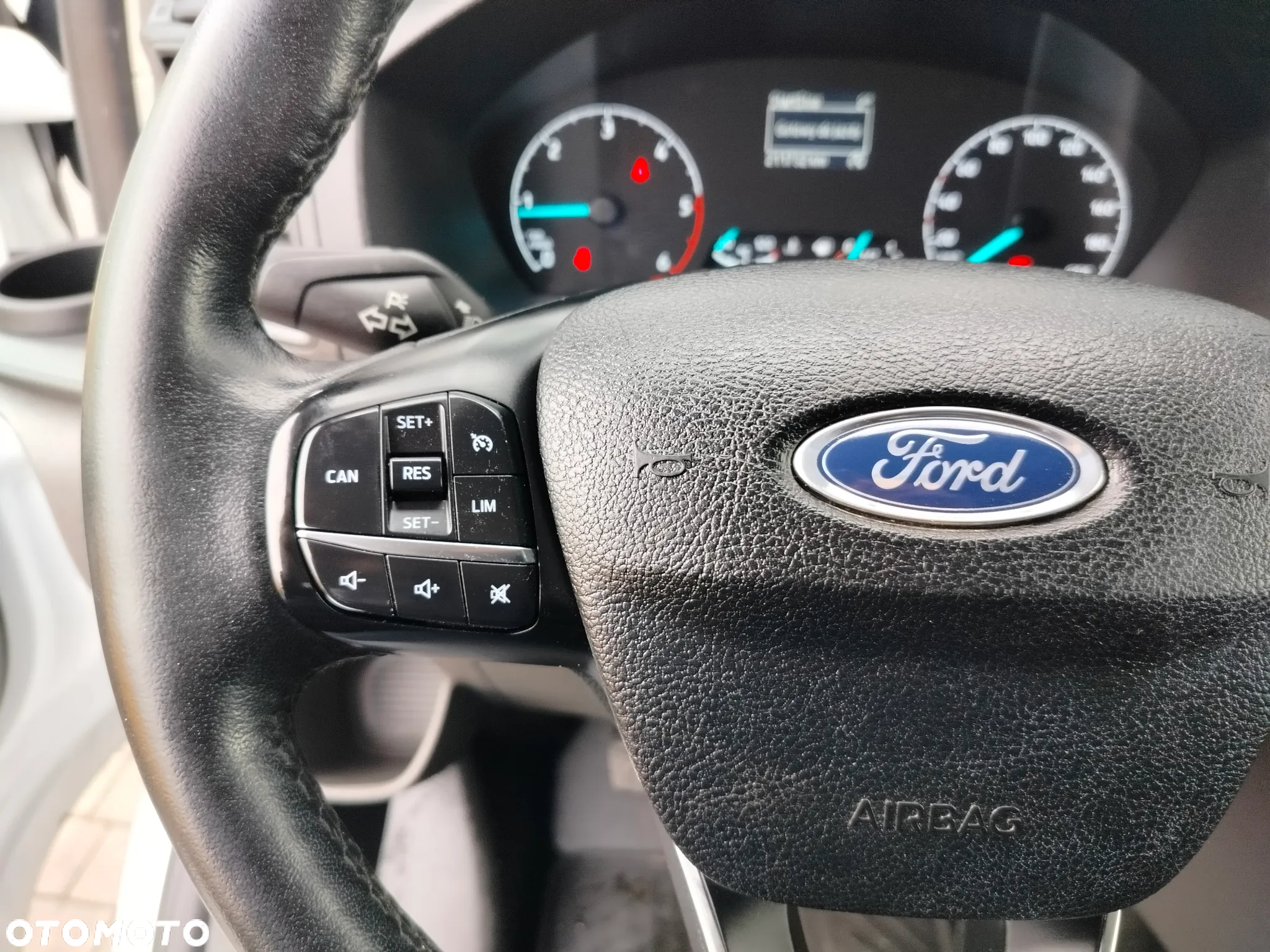 Ford Transit Custom - 17