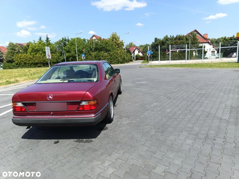 Mercedes-Benz W124 (1984-1993) - 6