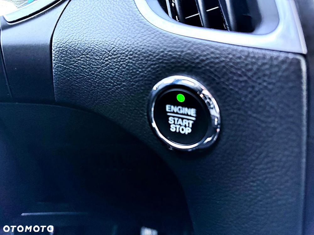 Ford S-Max 2.0 TDCi Titanium - 34