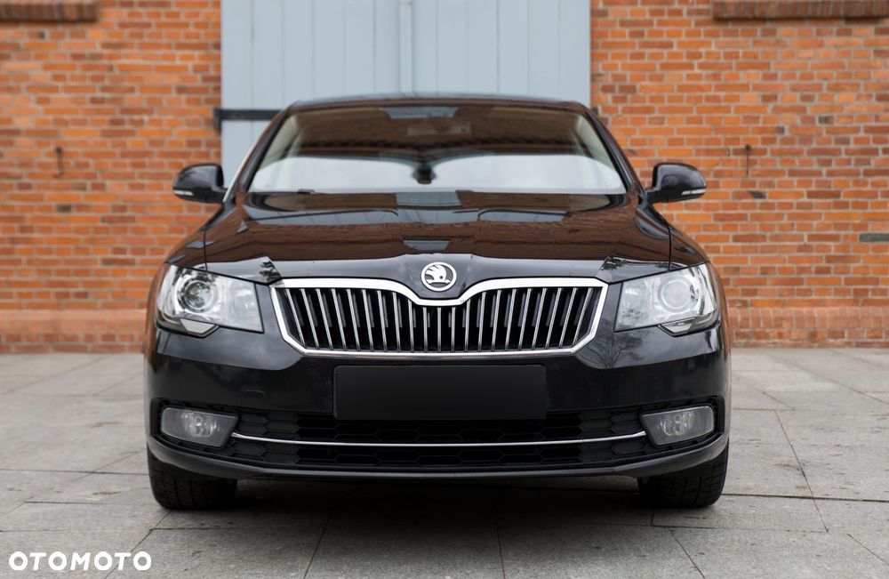 Skoda Superb 2.0 TDI 4x4 Elegance DSG - 19