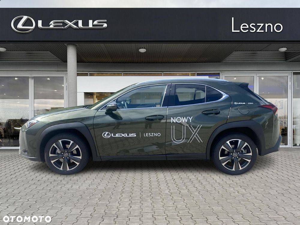 Lexus UX - 7