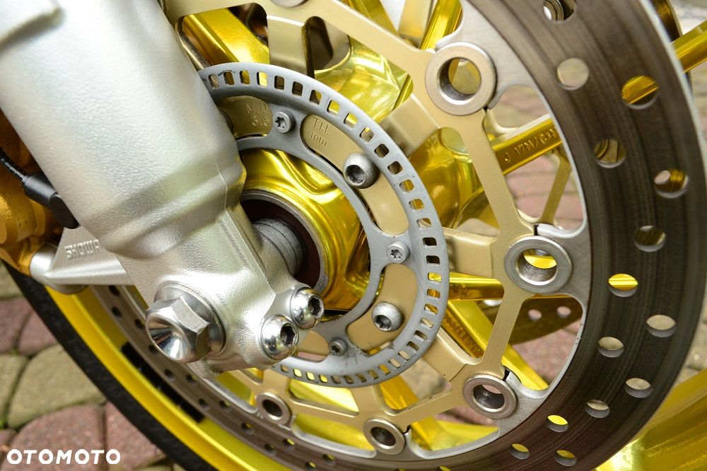 Honda CB - 12