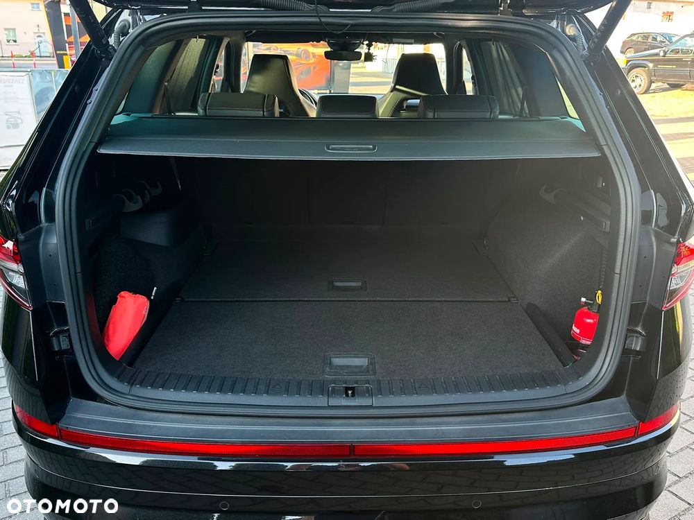Skoda Kodiaq 2.0 TSI 4x4 RS DSG 7os - 18