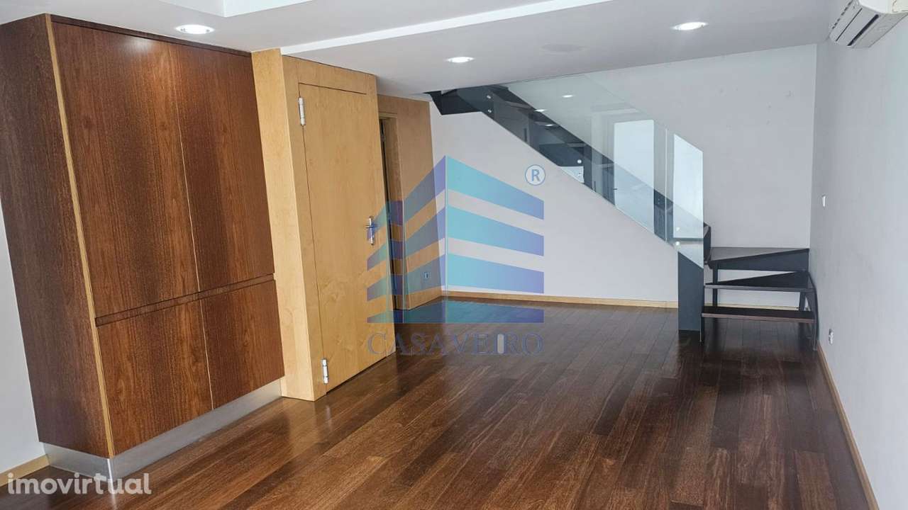Arrenda  T1 em Aveiro - Grande imagem: 2/16