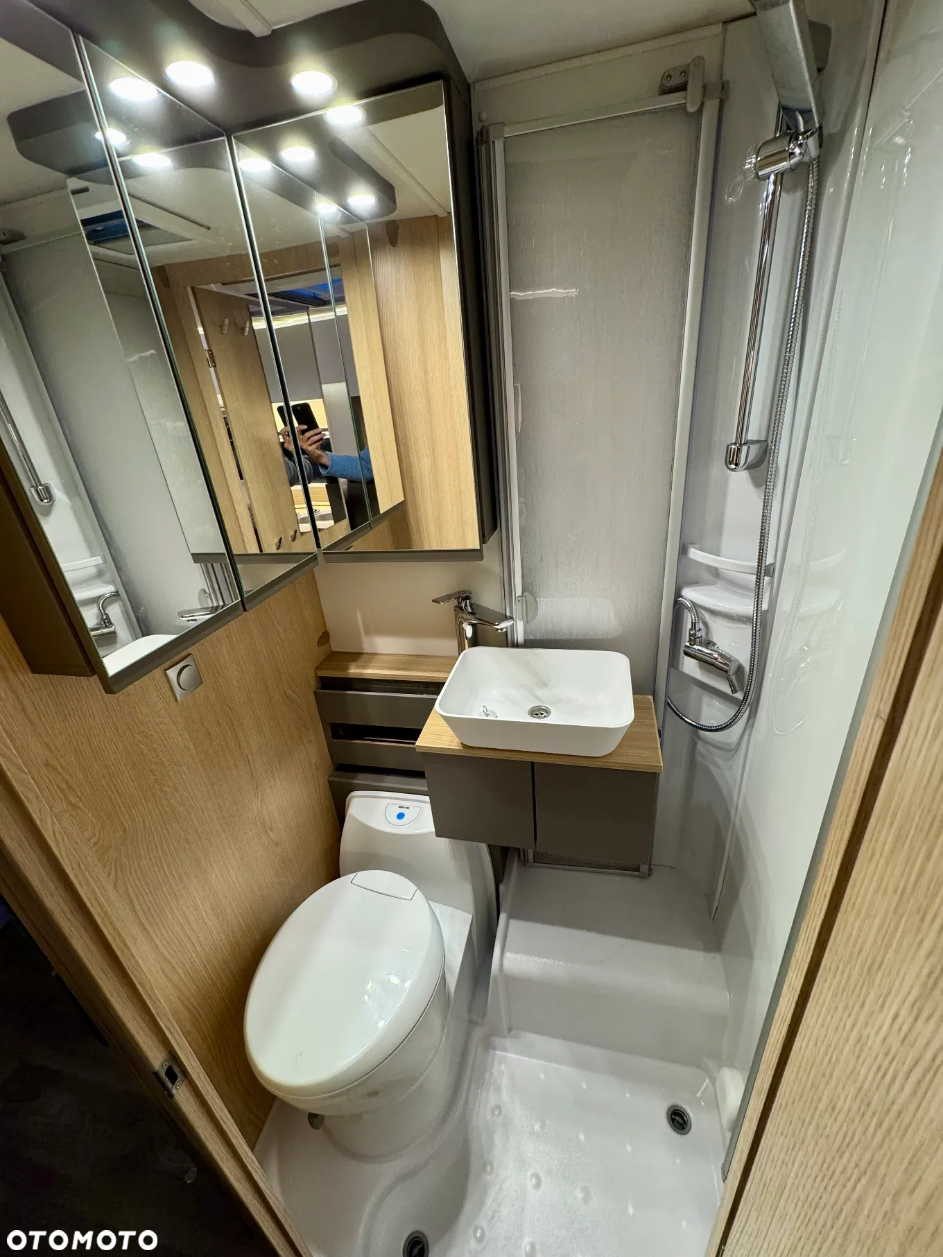 LMC Hymer H664 2023 Jak NOWY piękny kamper półintegra 4os bdb dopos. FV23% - 29