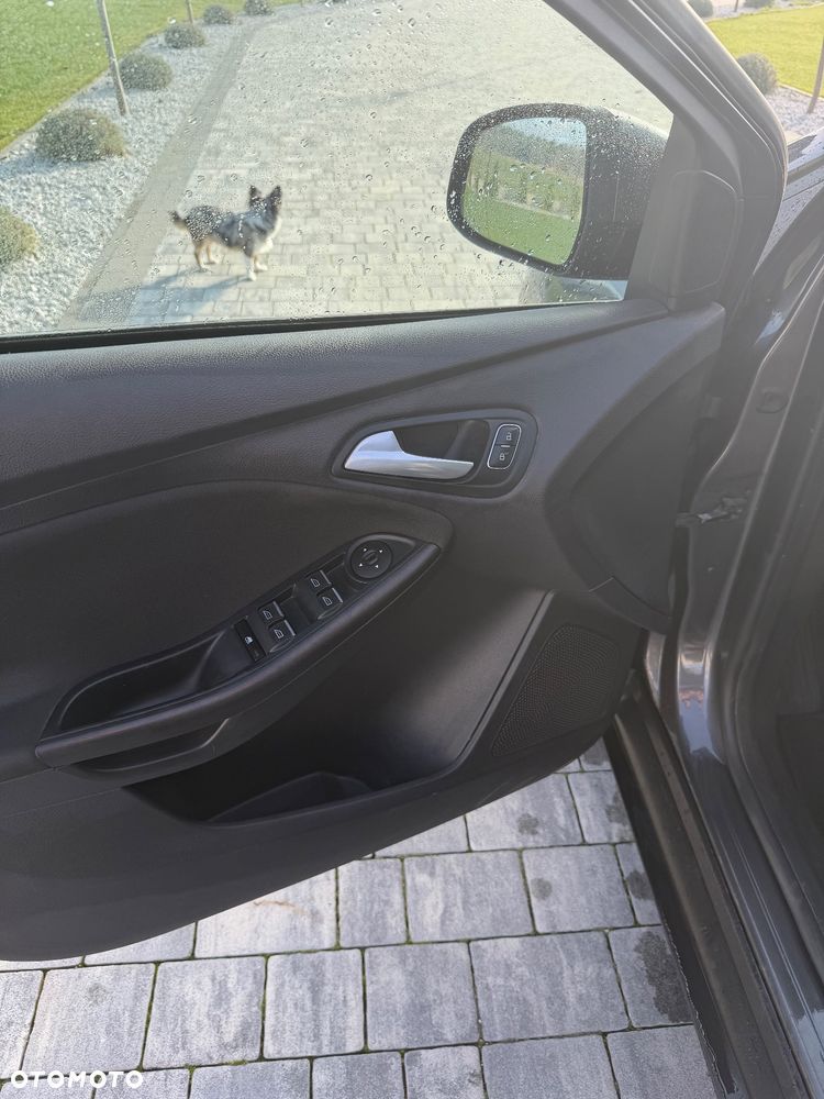 Ford Focus 1.0 EcoBoost Titanium ASS - 12