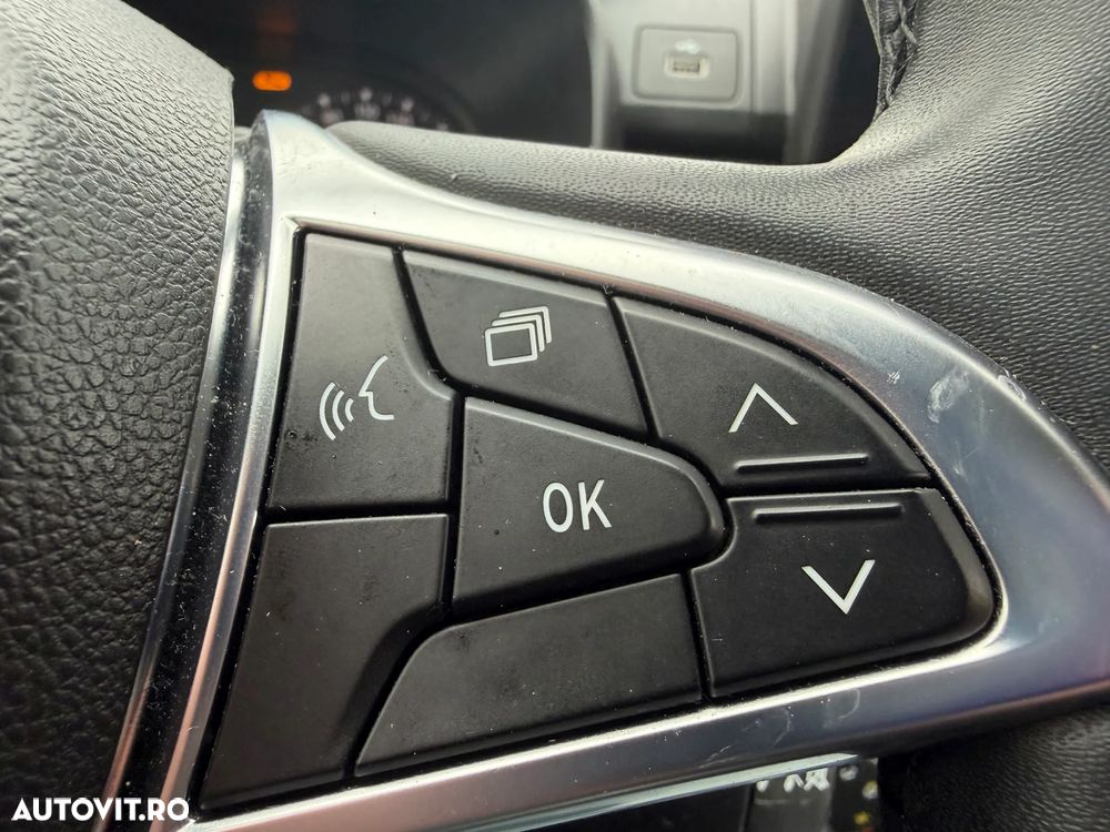 Dacia Logan TCe 90 MT5 Comfort - 19