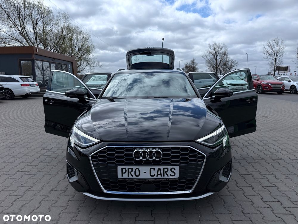 Audi A3 Sportback 35 TFSI S tronic - 13