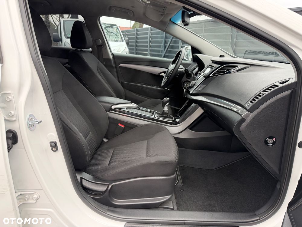 Hyundai i40 1.6 GDI Comfort + - 18