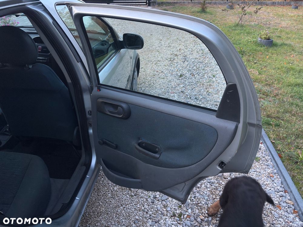 Opel Corsa - 21