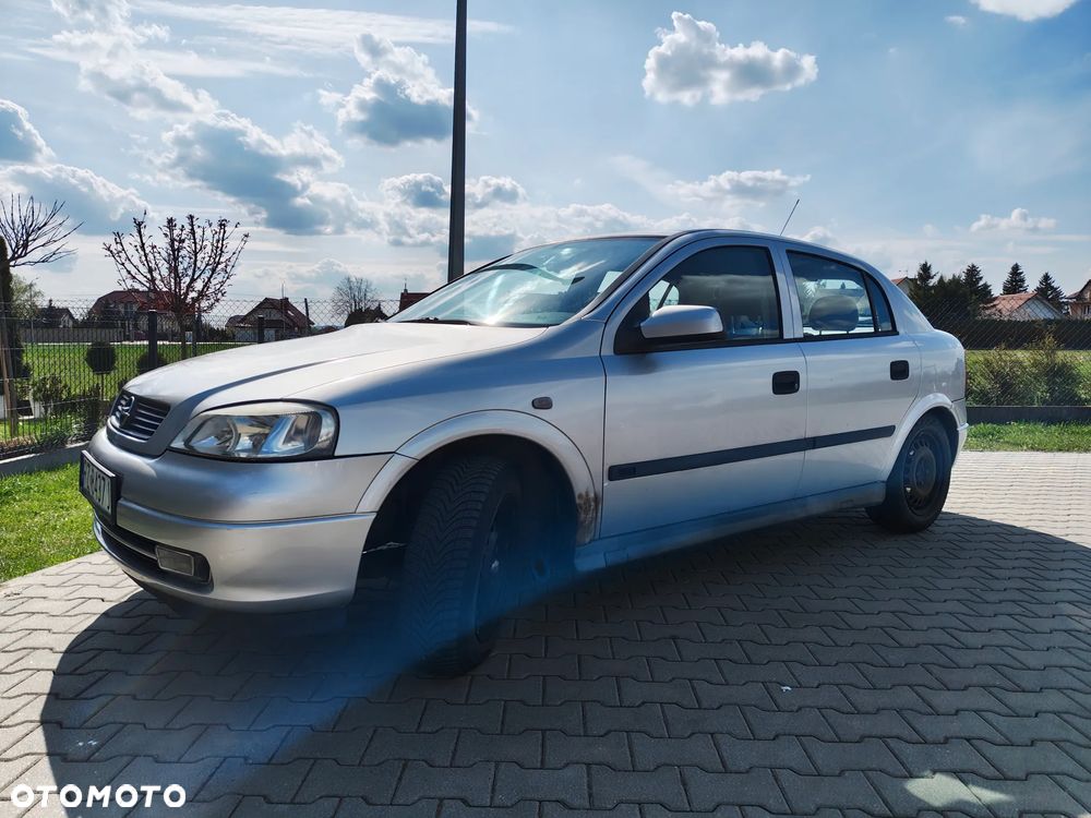 Opel Astra - 1