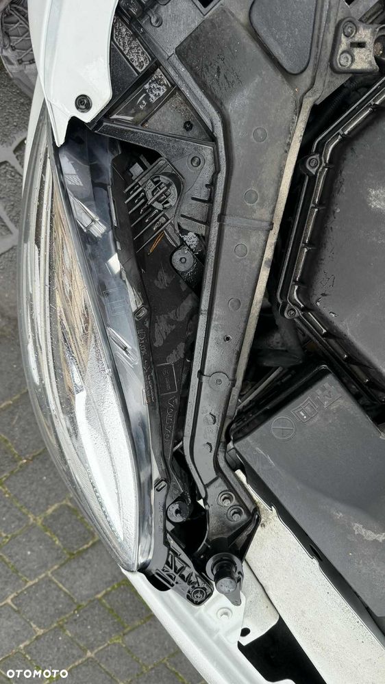 Volvo V40 D3 Drive-E Summum - 10