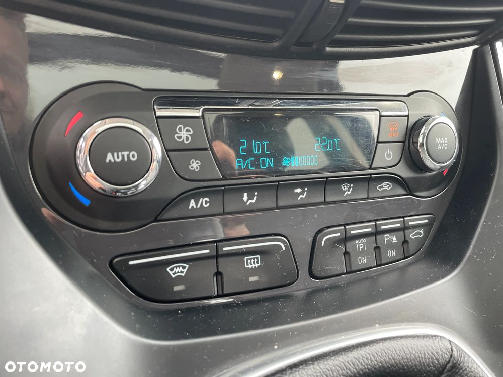 Ford Kuga 2.0 TDCi Titanium - 18