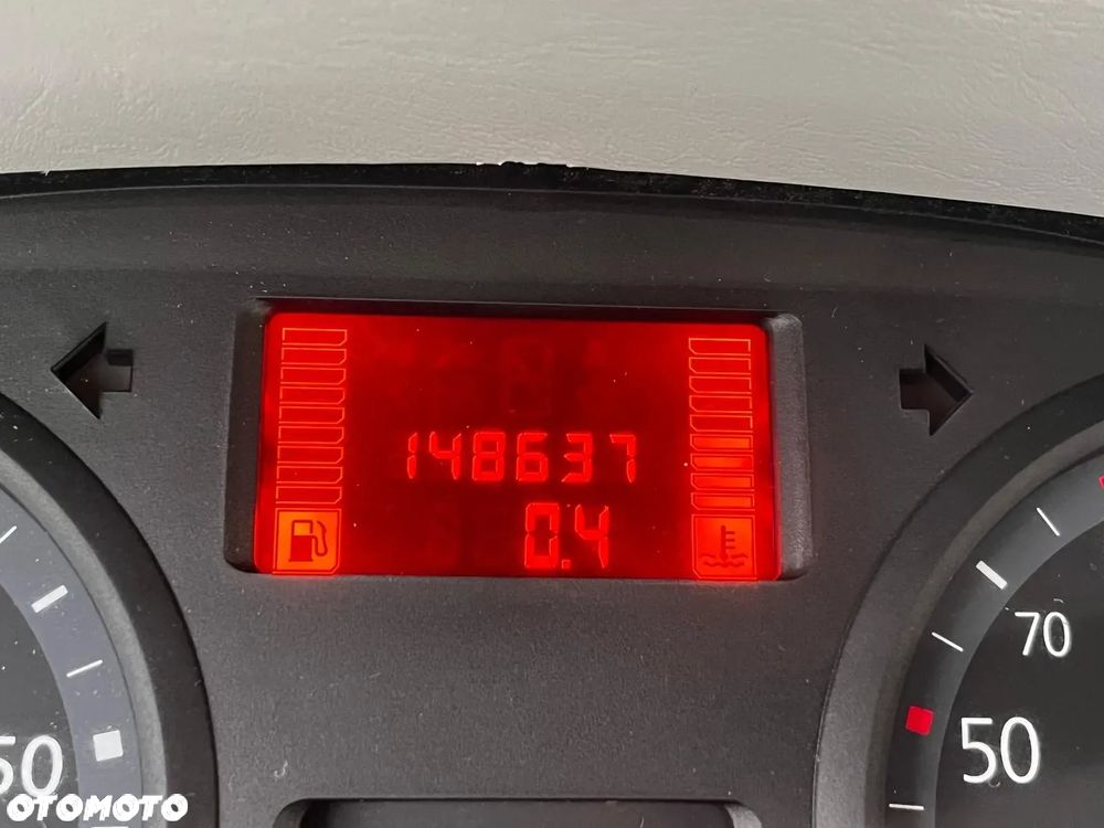Renault Trafic - 12