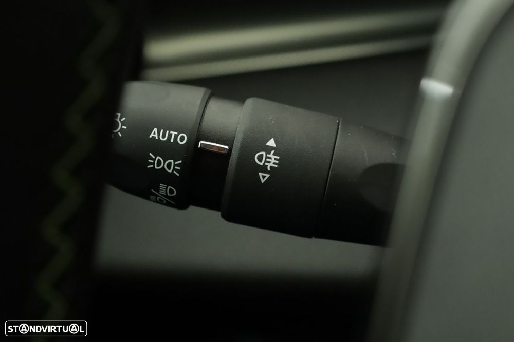 Peugeot 308 1.2 PureTech GT EAT8 - 18