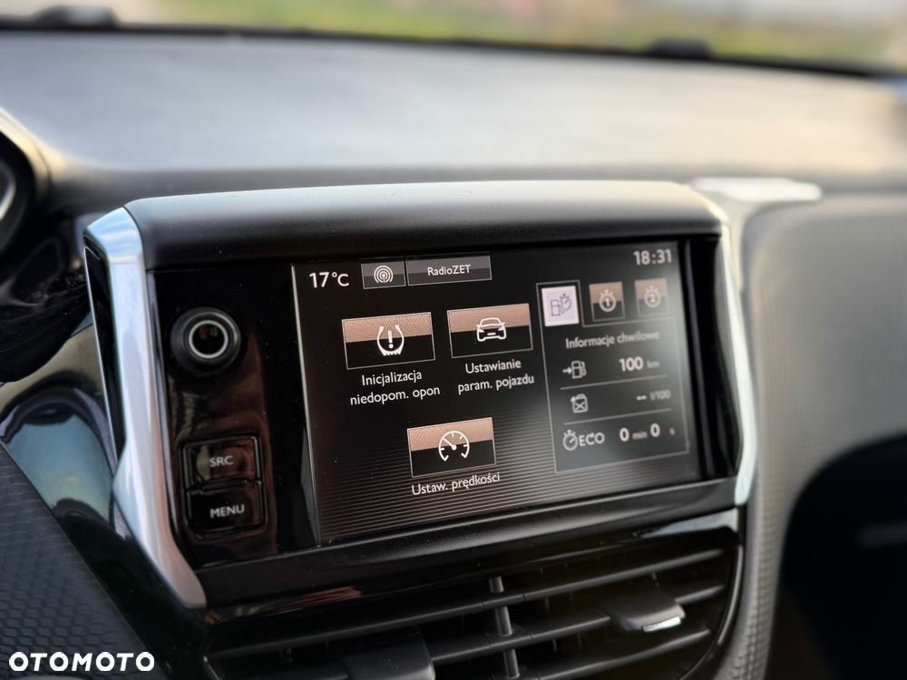 Peugeot 2008 PureTech 110 Stop&Start Crossway - 19