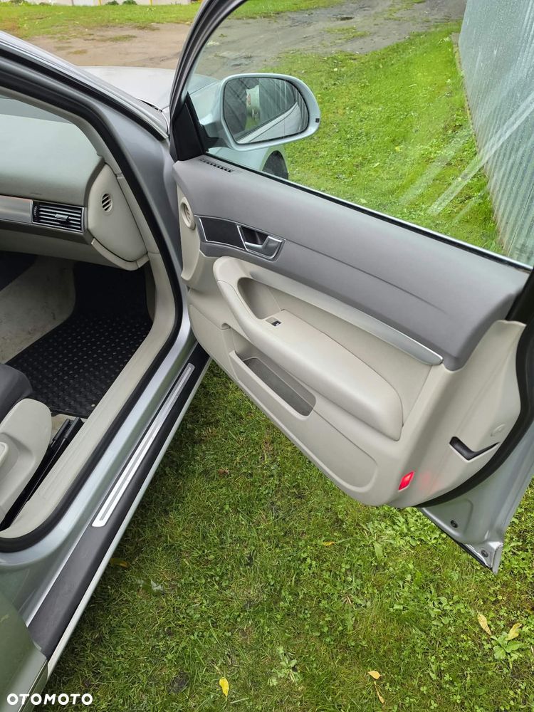 Audi A6 Avant - 20