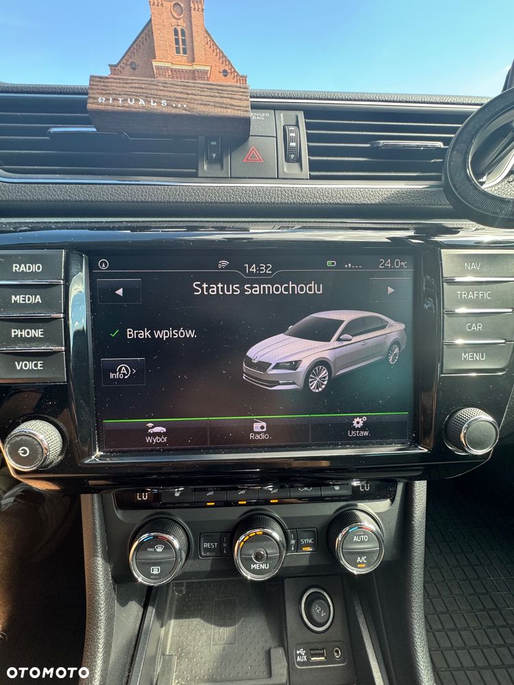 Skoda Superb 1.6 TDI Ambition DSG - 26