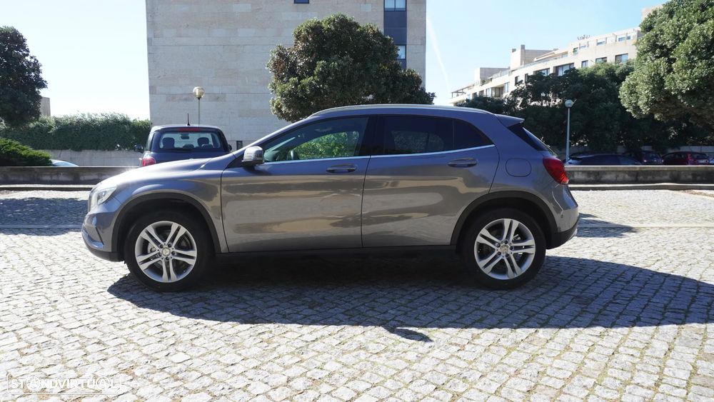 Mercedes-Benz GLA 200 (CDI) d 7G-DCT - 4