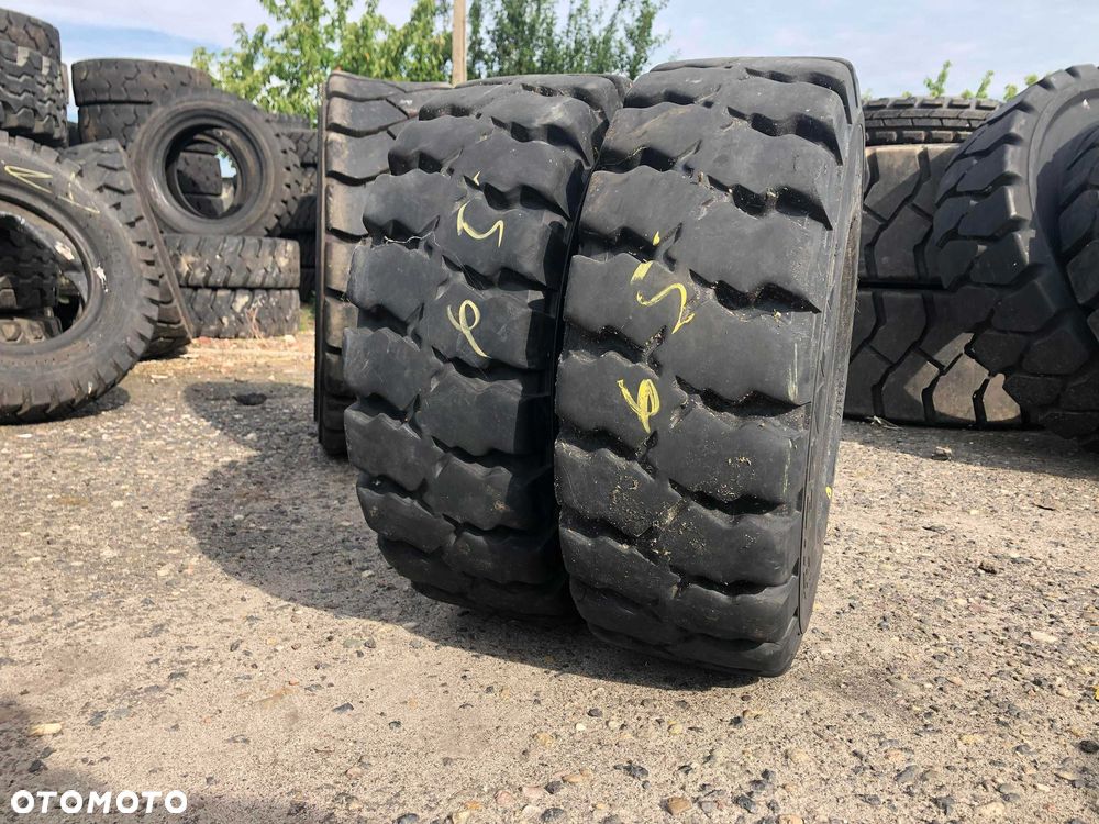 Opony Używane Pełne 200/75-9 Continental ZERWANY QUICK 21x8-9 - 2