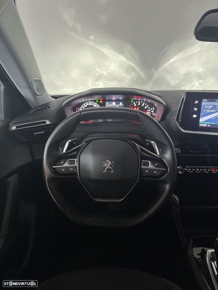 Peugeot 2008 1.2 PureTech Active Pack EAT8 - 9