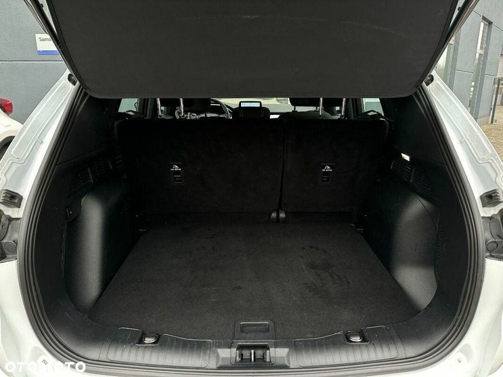 Ford Kuga - 35