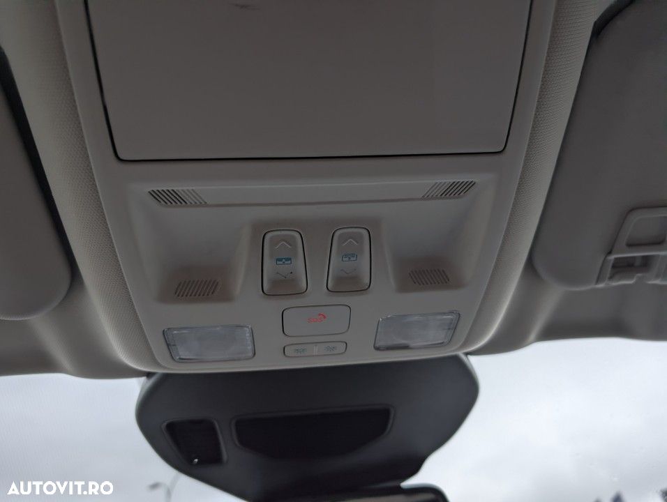 Ford Kuga 2.5 Duratec PHEV Titanium X - 27